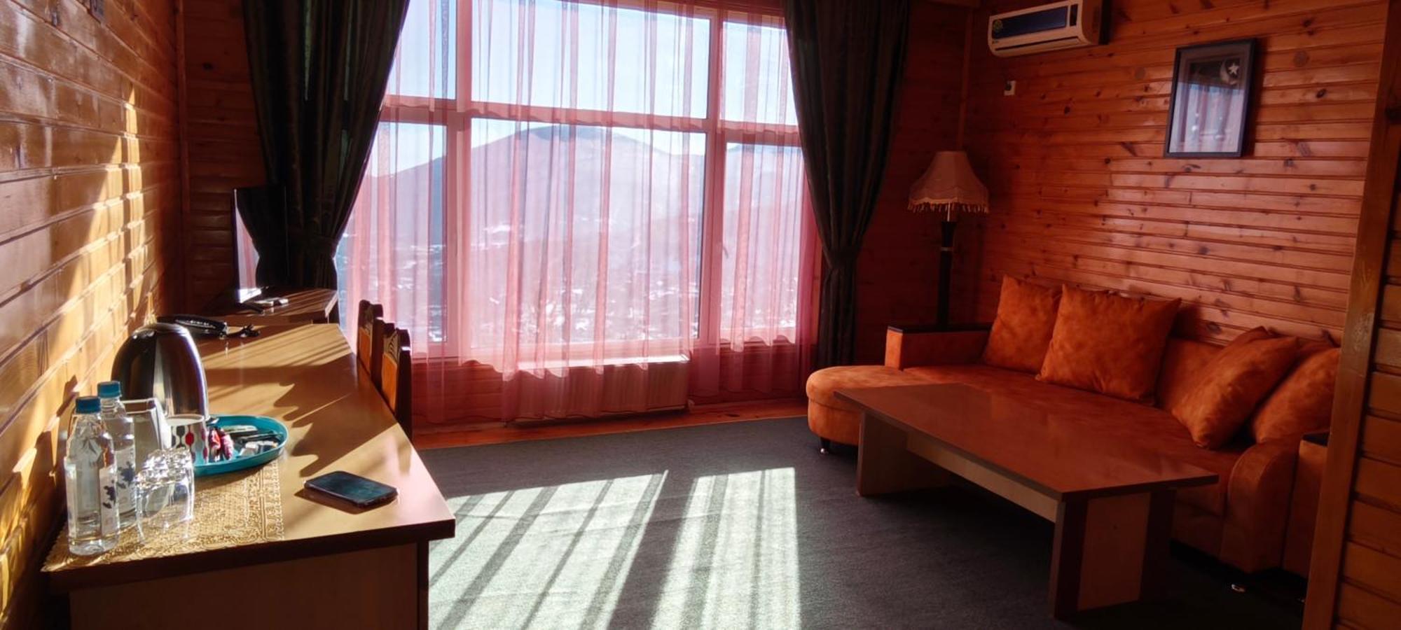 Kungut Hotel & Restaurant Şǝki Zewnętrze zdjęcie