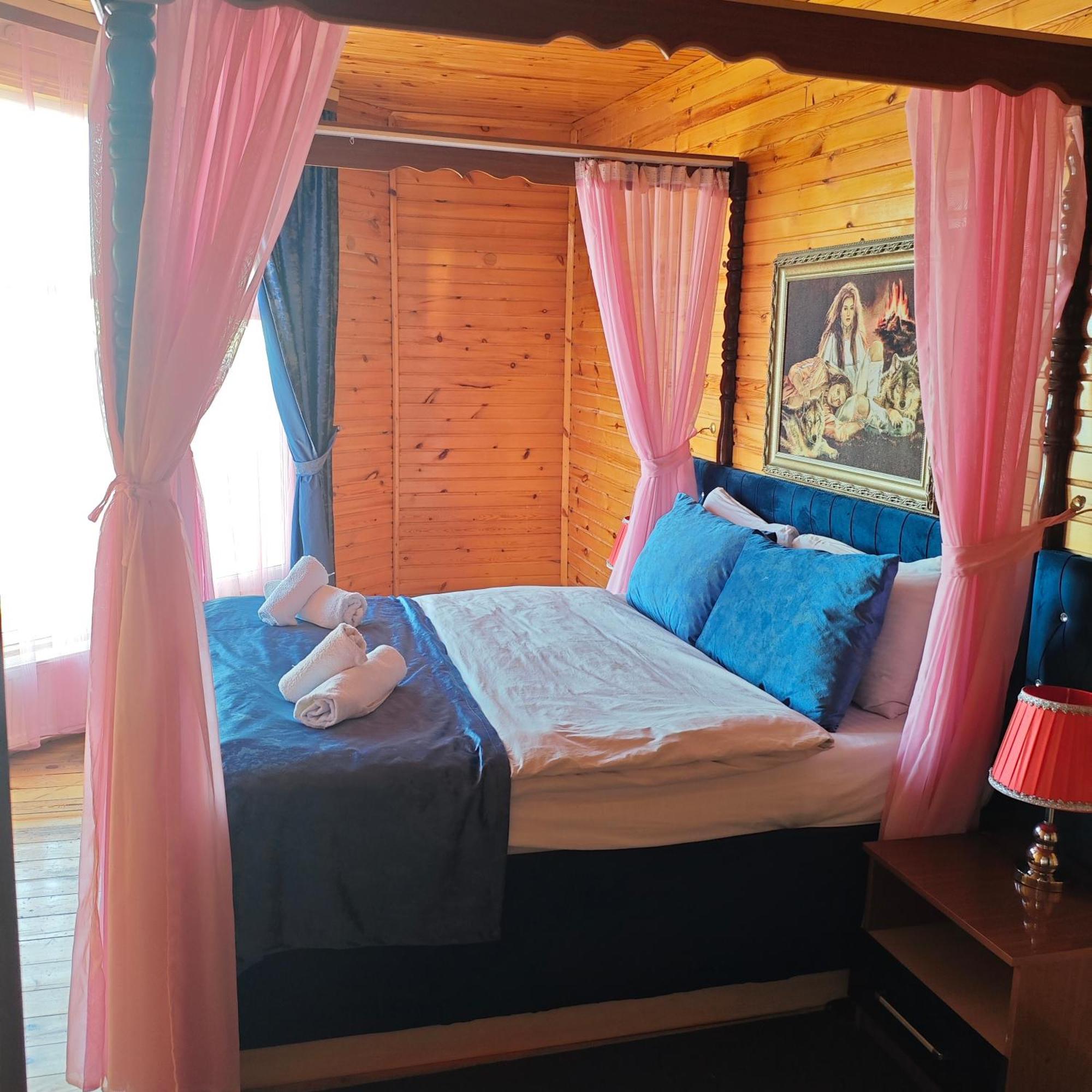 Kungut Hotel & Restaurant Şǝki Zewnętrze zdjęcie